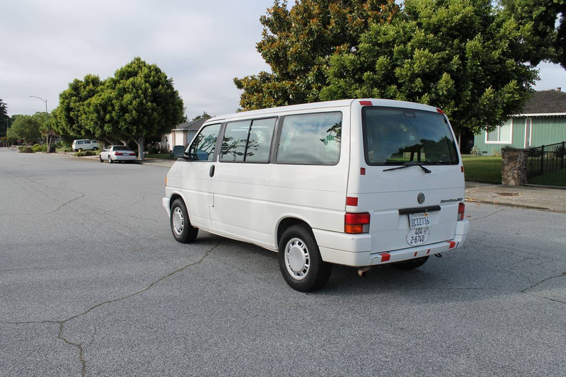 Illustration for article titled At $5,000, Does This 1993 VW EuroVan MV Totally Mean it’s Van Time?